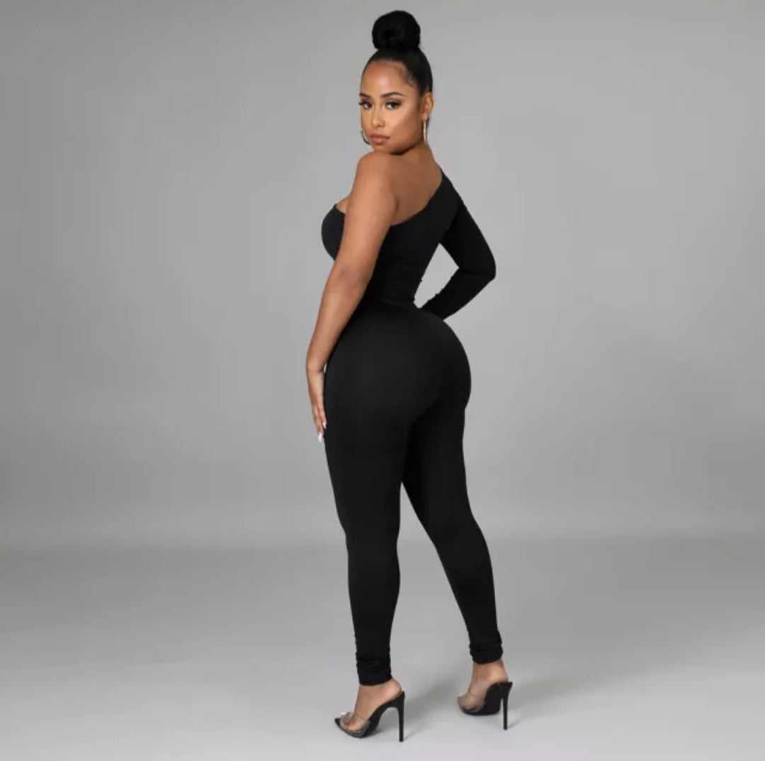 Sexy leaky off the shoulder jumpsuit